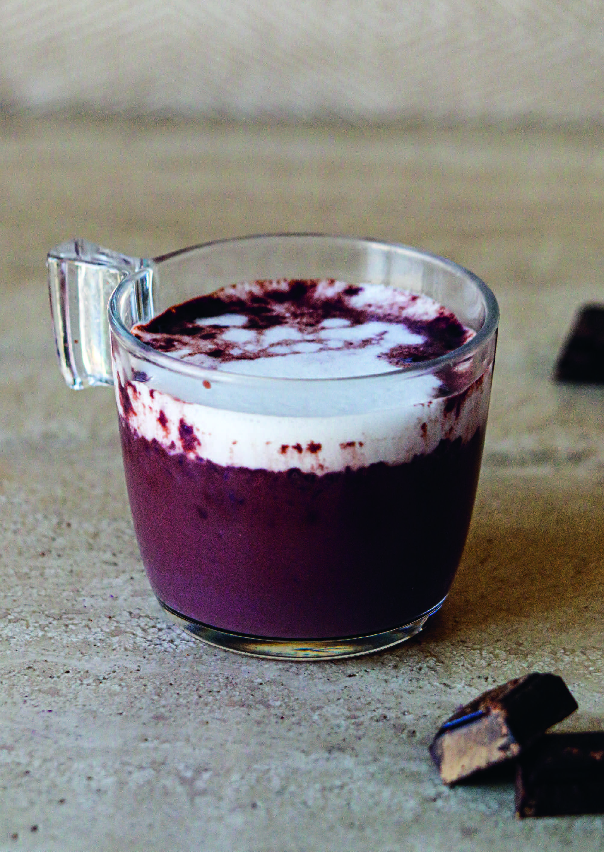 Chocolat chaud à l’ube : la boisson réconfortante et gourmande de l’automne