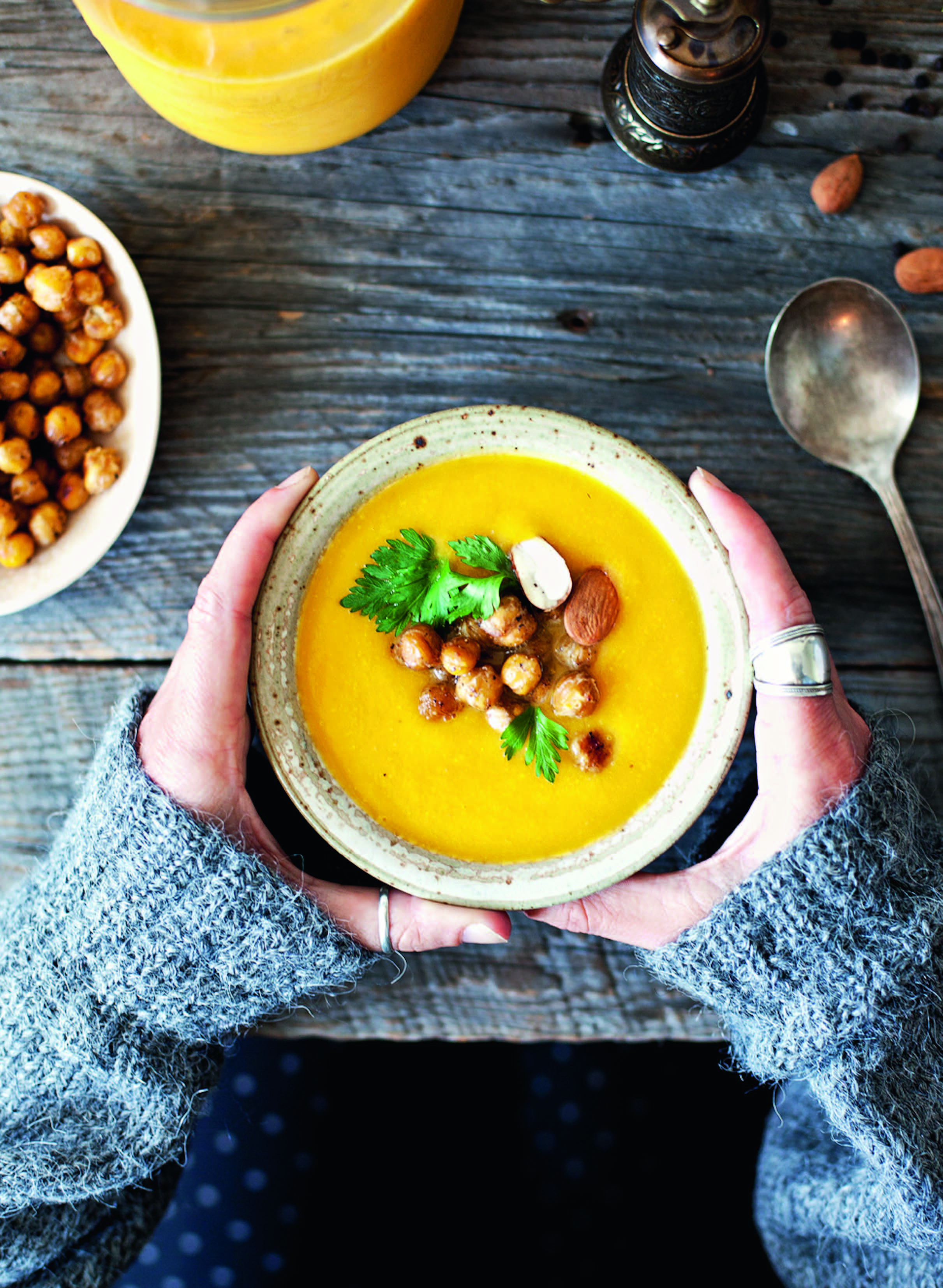 Velouté de patates douces à l’orange et au cumin : une soupe douce et parfumée